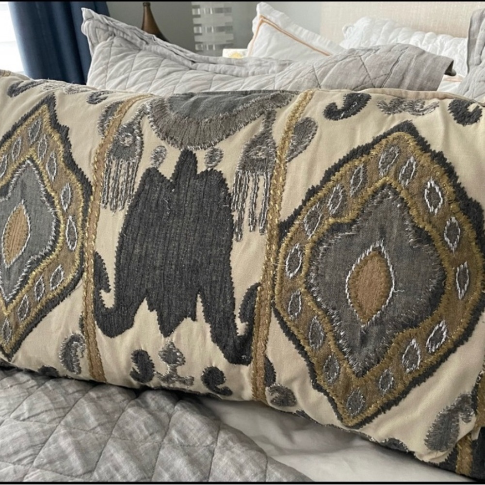Pottery Barn pillow case 16”x 26”